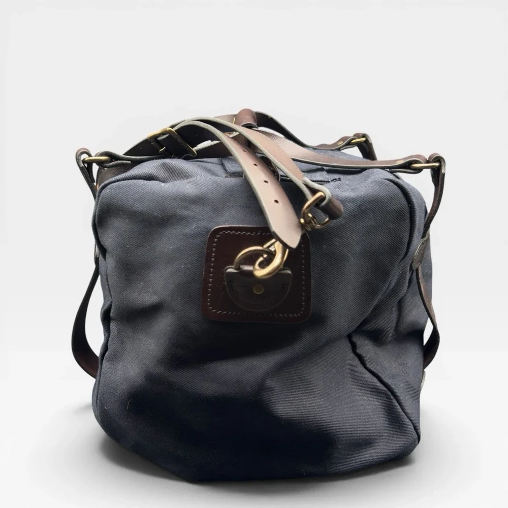 Filson Medium Rugged Twill Duffle Bag Navy Blue Leather Trim Travel Weekender